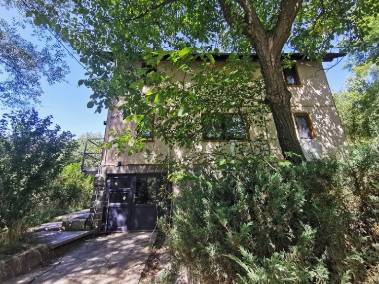 Vanzare casa de vacanta Breaza - Nistoresti 2200 mp
